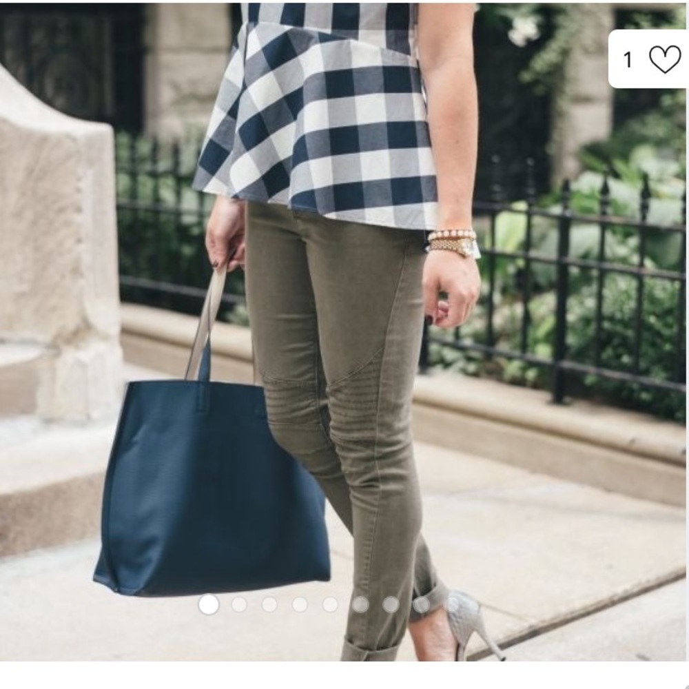 Bcbg green “Lake” biker Moto cargo pants